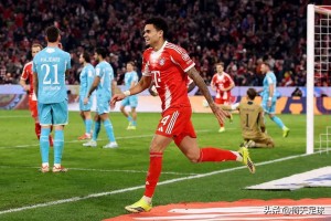 九游游戏中心- 从菲尼克斯太阳门线救险到曼联怒砍34分，集结日莱比锡备战德国杯